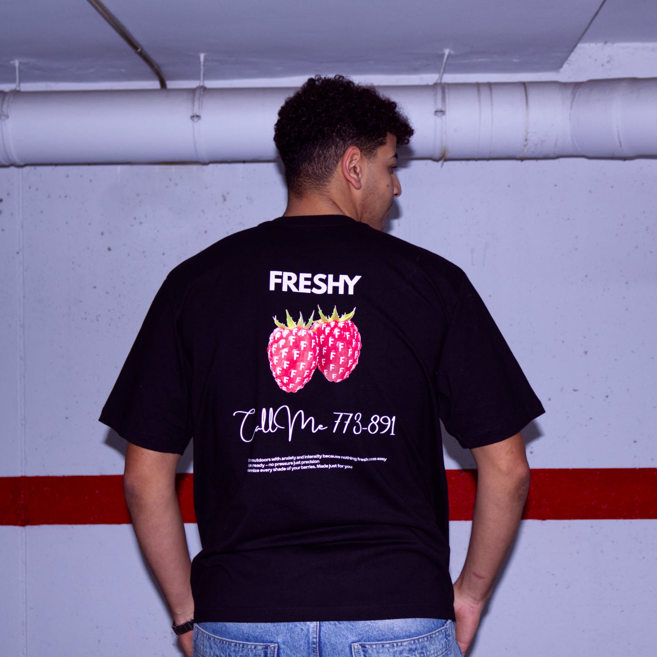 FRESHY BLACK TEE